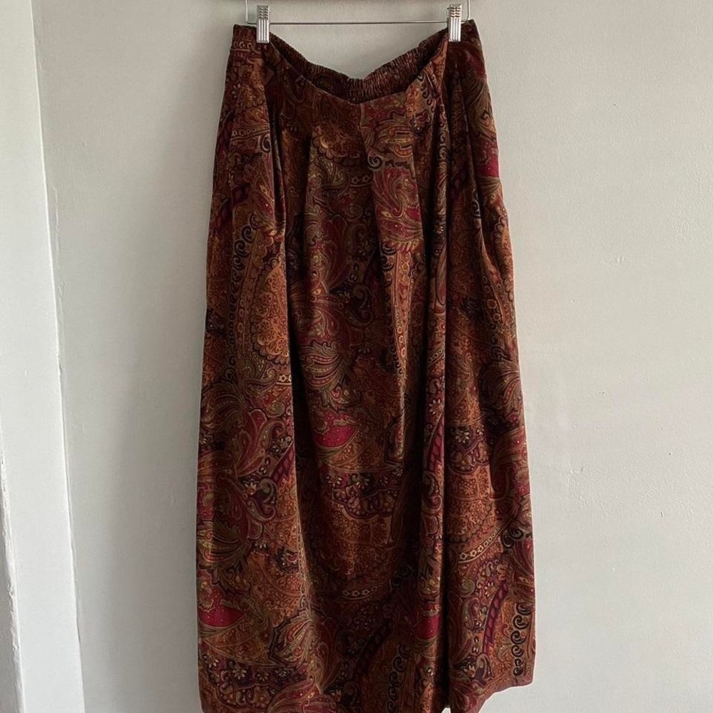 Vintage paisley skirt by Orvis